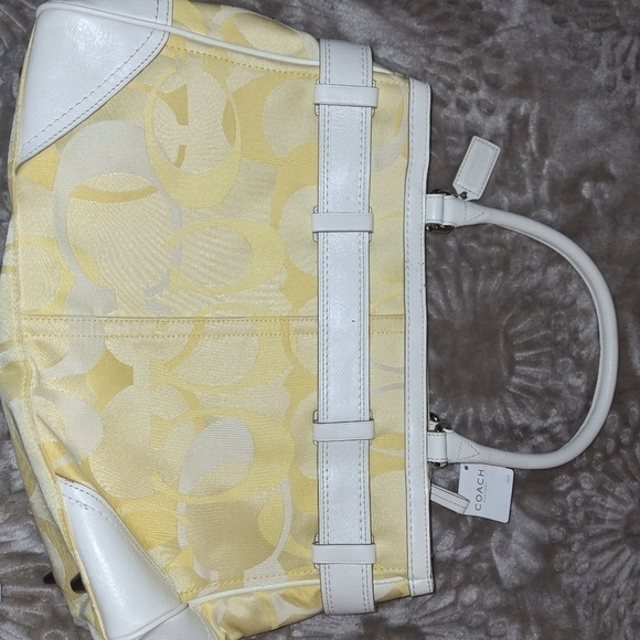 Coach Handbag - Picture 6 of 13